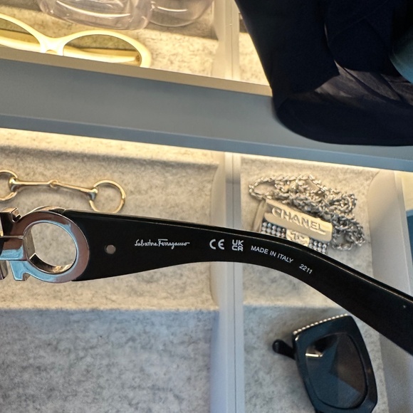 Ferragamo Sunglasses main image 4